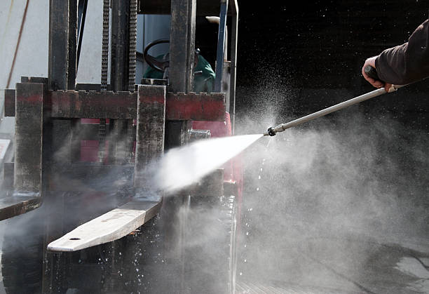 Best Factory Floor Cleaning  in Bellwood, VA